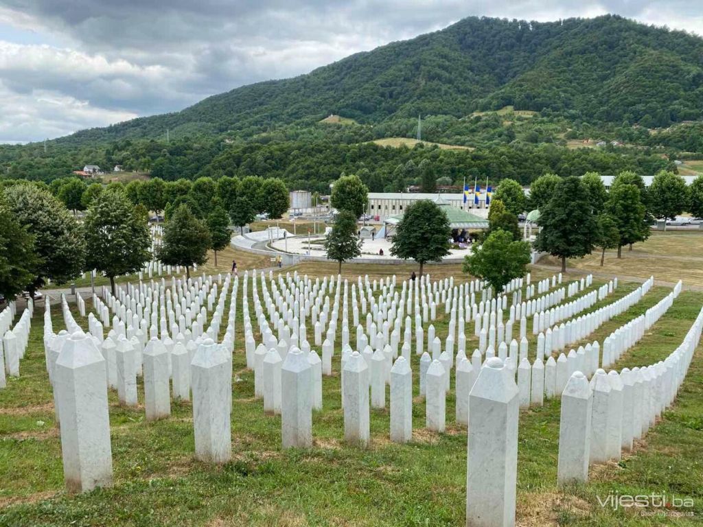 Vječni smiraj danas će pronaći još deset žrtava genocida u Srebrenici