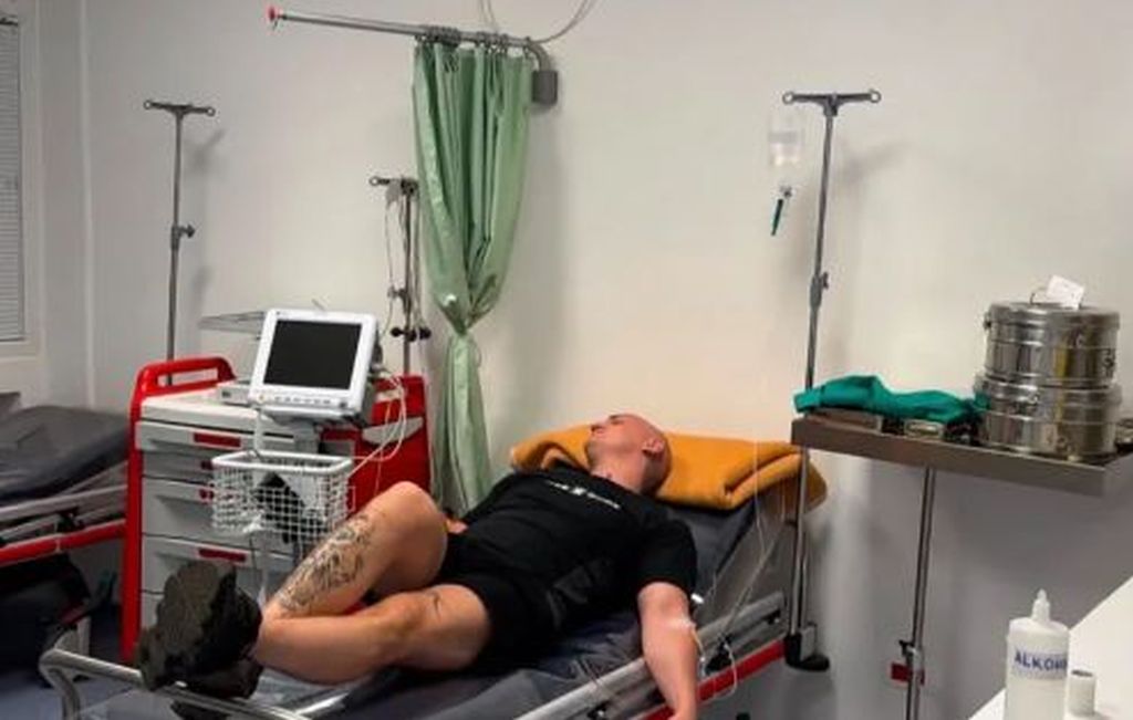 Desingerica završio na infuziji, hitno hospitalizovan