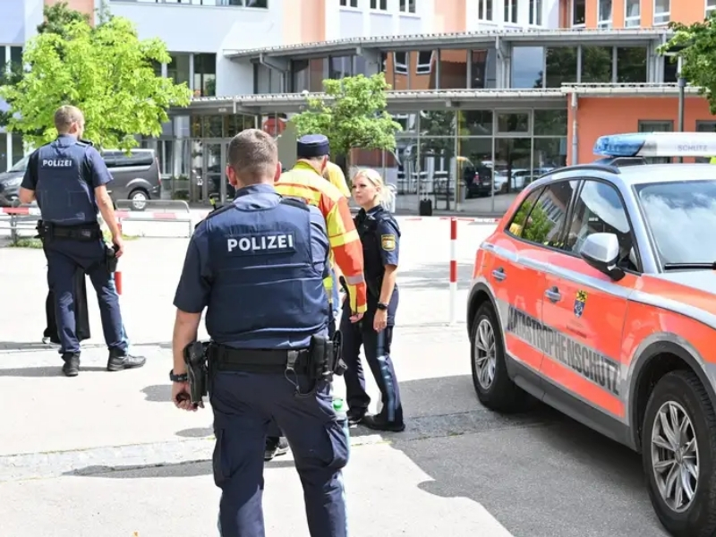 Detalji krvavog pira u Njemačkoj: Tinejžder nožem napao učenice