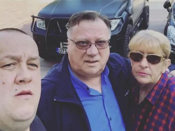 Dino Bešlić objavio posljednju fotografiju Sejde: "Fališ mi da ti malo zvocam"