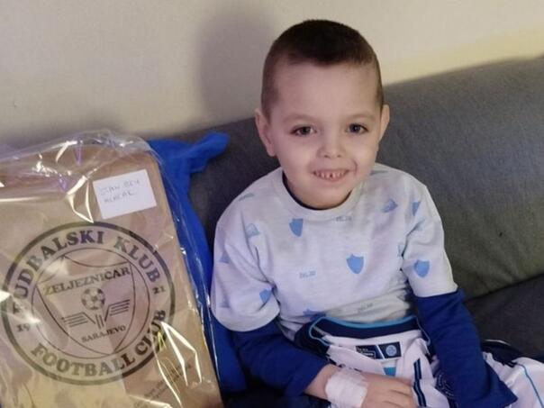 Divan potez Željezničara: Posjetili svog malog navijača koji se liječi u Istanbulu