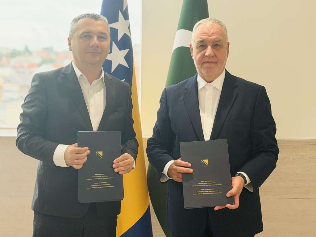 Dizdar i reis Kavazović ozvaničili nastavak saradnje u povratničkim sredinama
