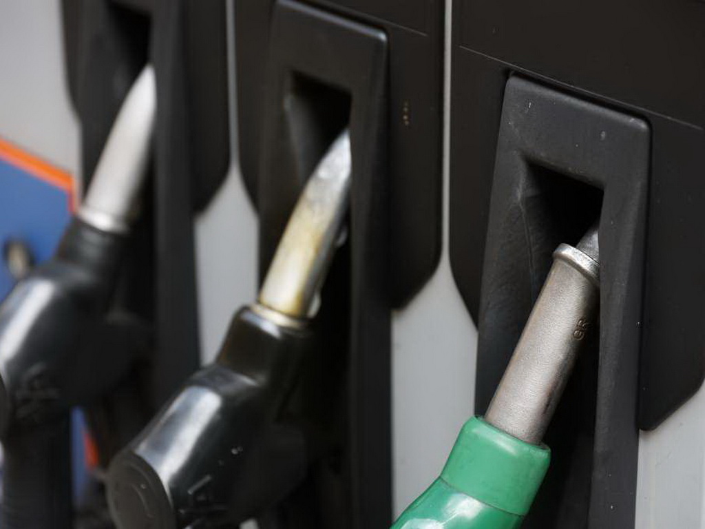 Dizel skuplji za 0,08 KM po litru, cijena benzina nepromijenjena