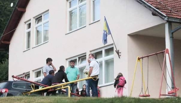 Đaci iz Liplja pisali Inzku: Vrijedimo li kao druga djeca