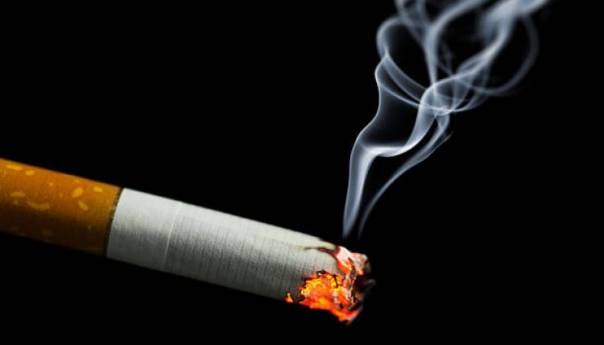 Djeca roditelja pušača imaju četiri puta veću vjerovatnoću da će preuzeti naviku
