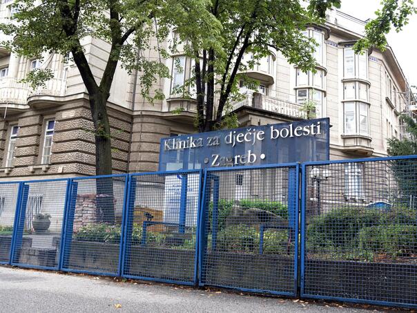 Dječak teško povrijeđen u požaru u Zadru i dalje životno ugrožen
