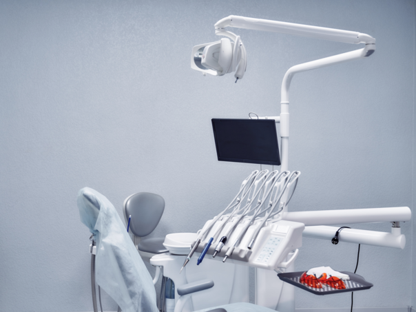 Djevojka umrla nakon vađenja umnjaka u Srbiji, naložena hitna obdukcija