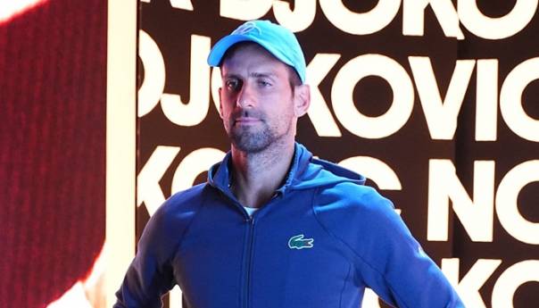 Đoković imao pukotinu od tri cm u zadnjoj loži