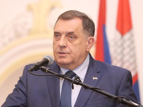Dodik: Forti preporučujem da se ne bavi bajkama