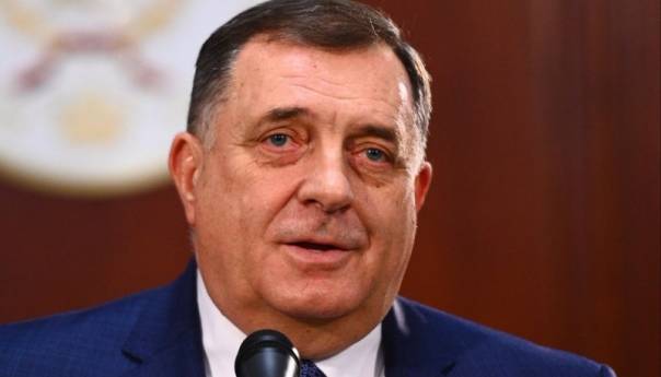 Dodik: Imam odlične odnose s Vučićem, Helez nema pojma