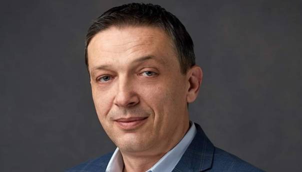 Dodik ostao sam, Vučić se ogradio od povezivanja Kosova sa RS