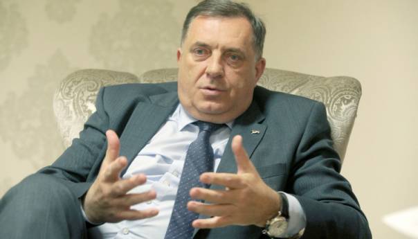 Dodik: RS nema drugu opciju već da afirmiše pravo na autonomiju