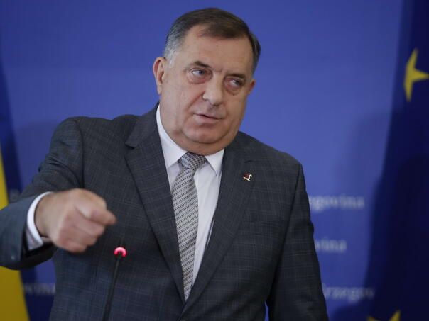 Dodik Stoltenbergu: Ako nastavite, ni NATO neće sačuvati BiH