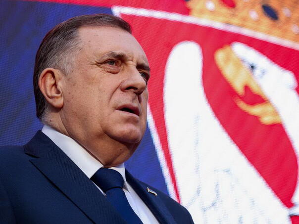 Dodik tvrdi da neće biti postrojavanje HVO u Derventi, bivši borci VRS prijete