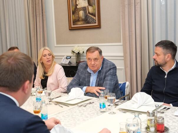 Dodik u Banja Luci okupio koalicione partnere: Ko je sve došao?