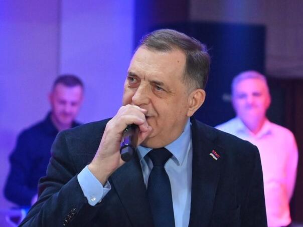 Dodik u Bijeljini slavio Dan žena, na ulicama pojačano prisustvo policije