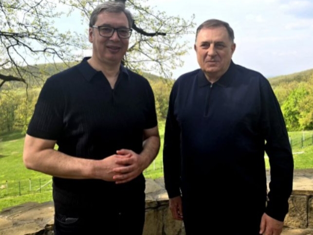 Dodik uoči puta u SAD sastao se s Vučićem