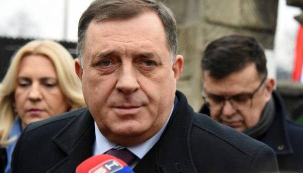 Dodik: Uvrijedim se kad me pitaju "šta ima u Bosni"