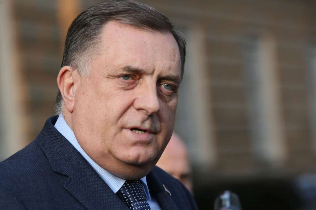 Dodik zahvalio Vučiću: Srbija je uvijek bila privržena RS