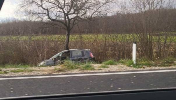 Dodikova pratnja napravila udes: Dvoje povrijeđeno