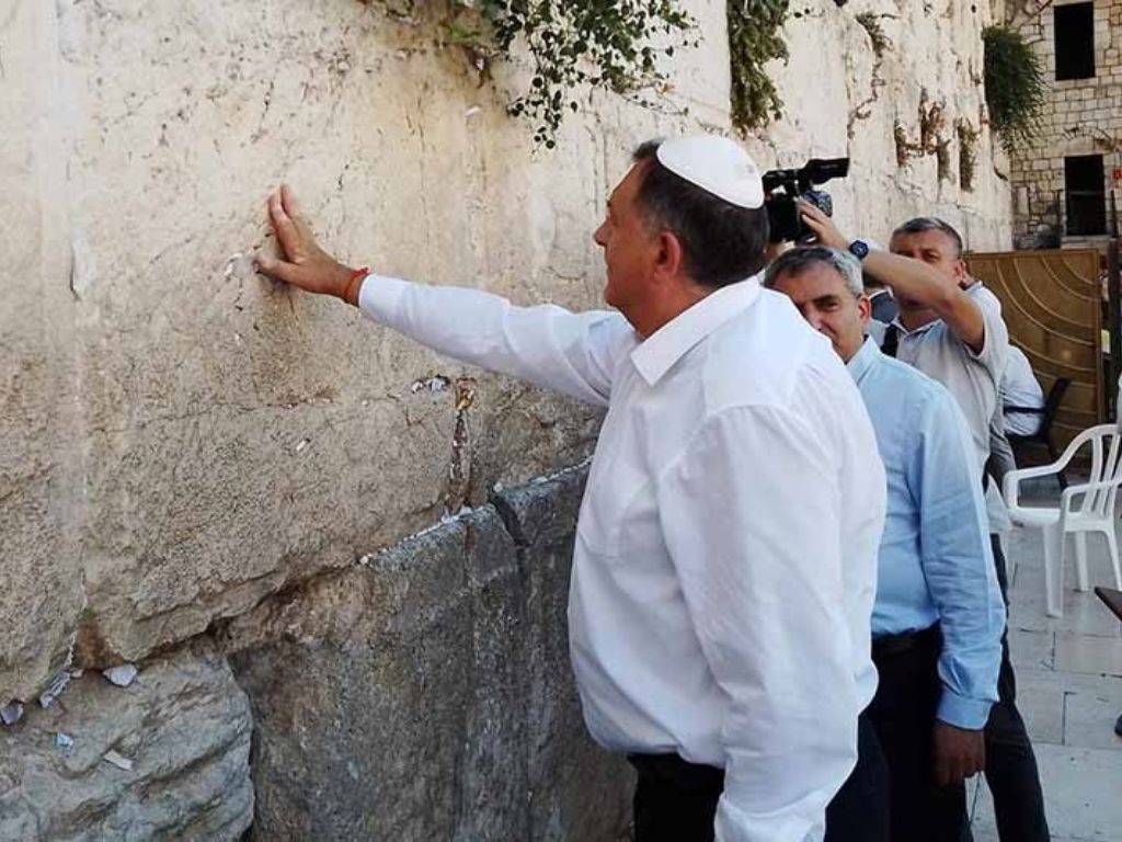 Dodikovi lobisti u projekat secesije RS uključili Izrael i Saudijsku Arabiju?