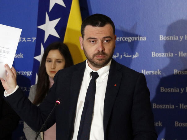 Dodikovo 'prekopavanje' kostiju svirepo ubijenih je prešlo sve granice