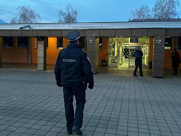 Dojave o bombi u školama u Banjaluci, Prnjavoru, Laktašima, Trebinju i Doboju