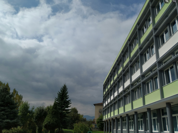 Dojavljene bombe u dvije srednje škole u Sarajevu