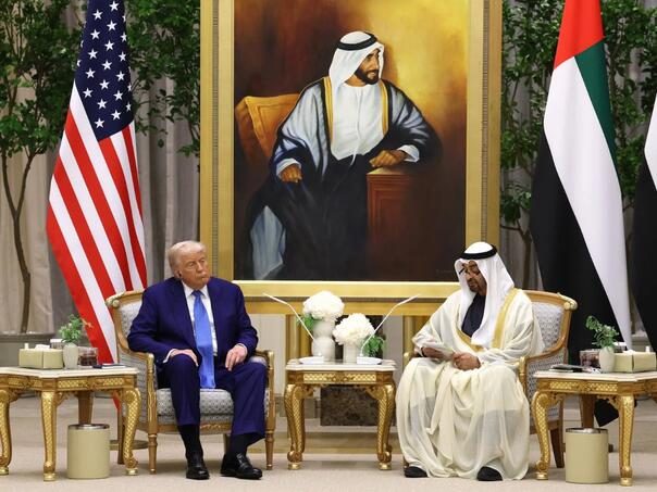 Dok rat s Iranom potresa ekonomiju, Emirati balansiraju između SAD-a i Kine