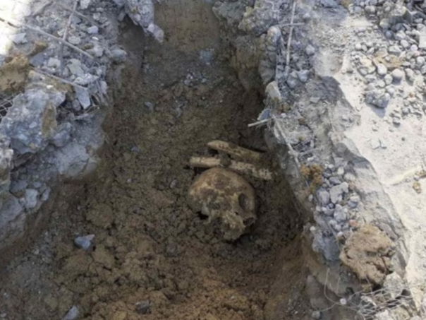 Doktor iz Brčkog priznao da je u dvorištu skrivao ostatke žrtve rata, istraga u toku