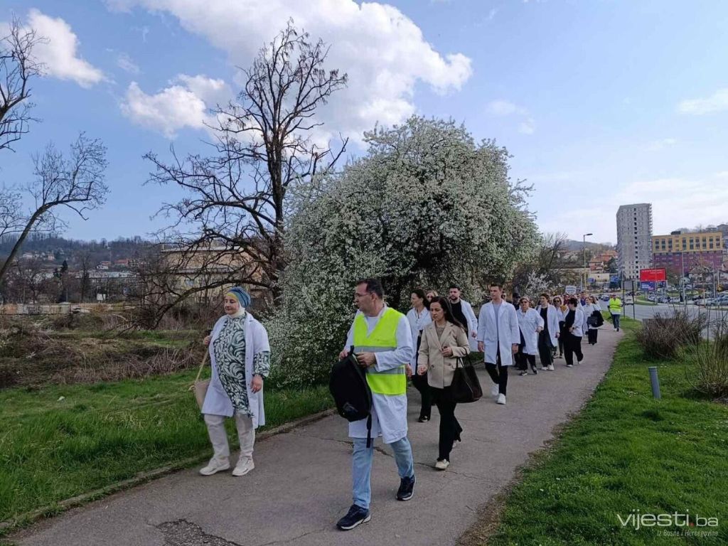 Doktori u Tuzlanskom kantonu od jutros u generalnom štrajku