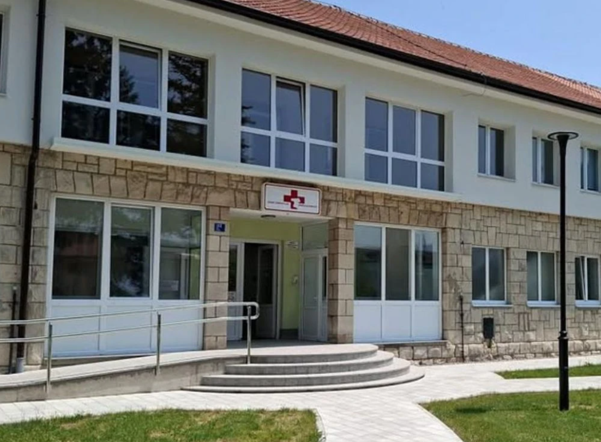 Doktorica veličala zločinca Mladića pa dobila otkaz u bh. gradu