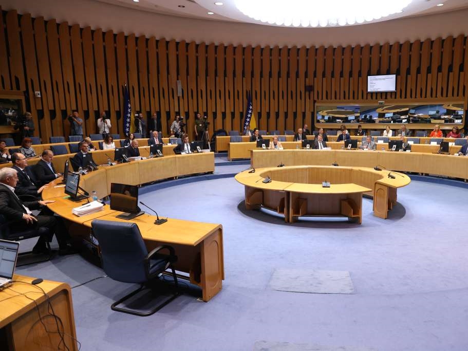 Dom naroda PSBiH zasjeda danas, pred delegatima obiman dnevni red