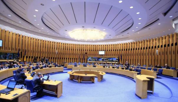 Dom naroda sutra hitno raspravlja o novcu za izbore