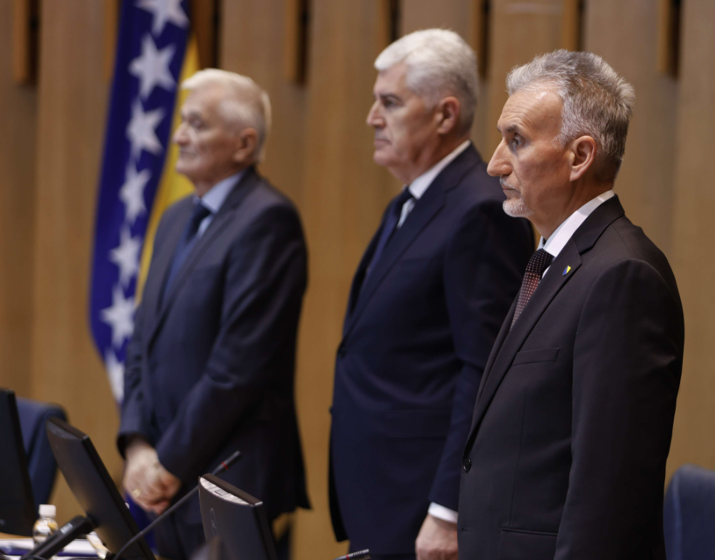 Dom naroda usvojio Zakon o plaćama i naknadama u institucijama