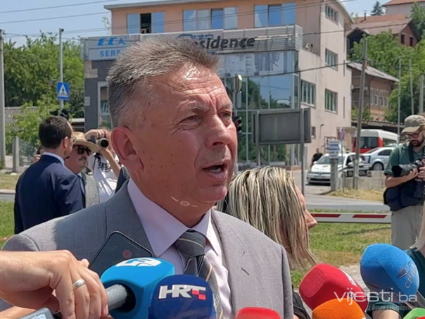 Drama na ročištu: Dodikova odbrana traži izuzeće sudija!