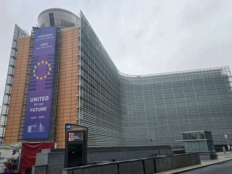 Drama oko novca: EU demantuje blokadu, Srbija pod pritiskom