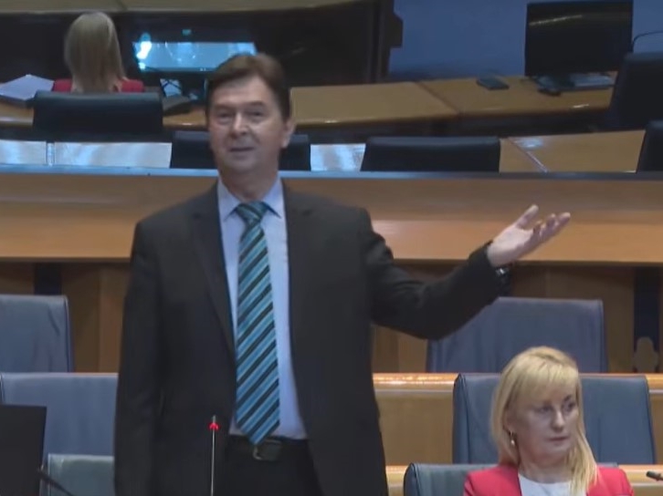 Drama u Parlamentu BiH: Saslušanje Kallosa prekinuto nakon žestoke rasprave