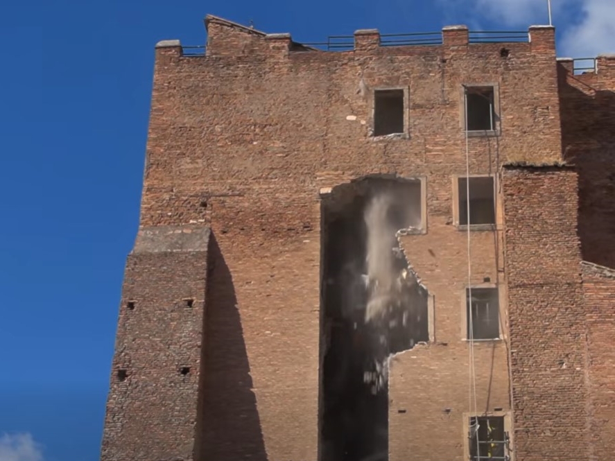 Rim u haosu: Urušila se kula Torre dei Conti, radnik zarobljen u ruševinama