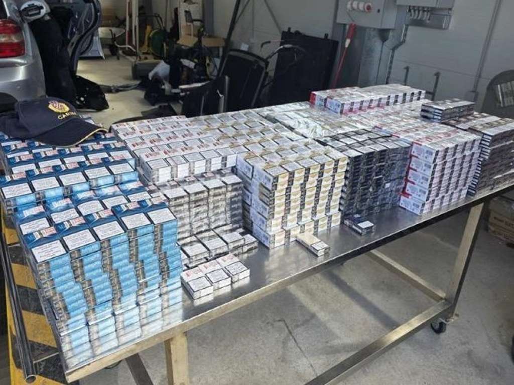 Državljanin BiH pokušao prokrijumčariti cigarete, kažnjen s 24.000 eura