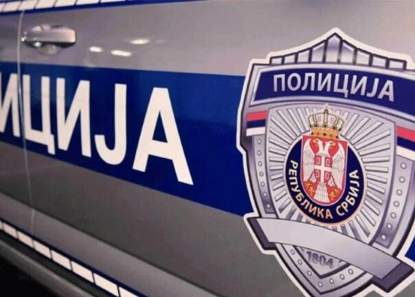 Državljanka BiH napala nožem policajca u Beogradu, on joj pucao u nogu
