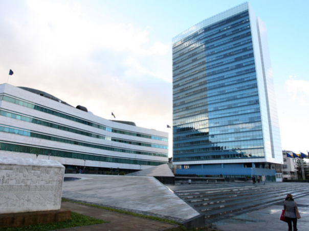 Državni službenici privremeno odgodili proteste