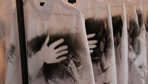 Duhovita i kreativna umjetnička priča o tranziciji