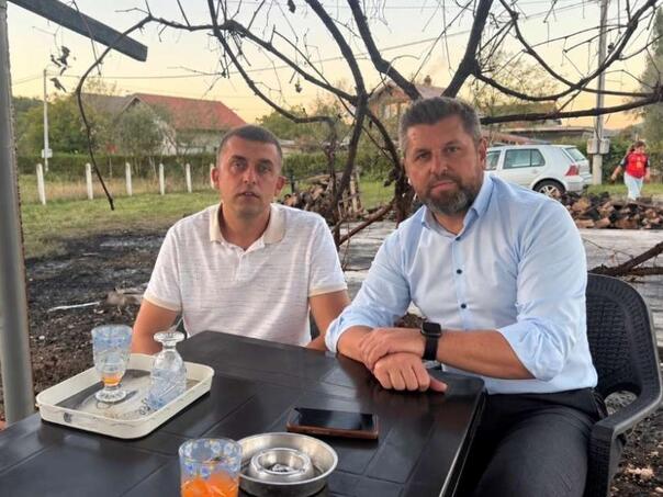 Duraković u Tesliću posjetio Mešu Jašarevića nakon požara: Niko ne smije živjeti u strahu