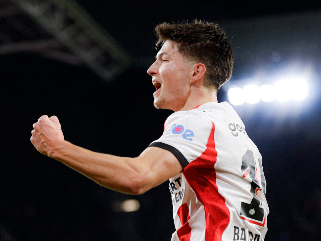 Dva gola i promašen penal Bajraktarevića u visokoj pobjedi PSV-a