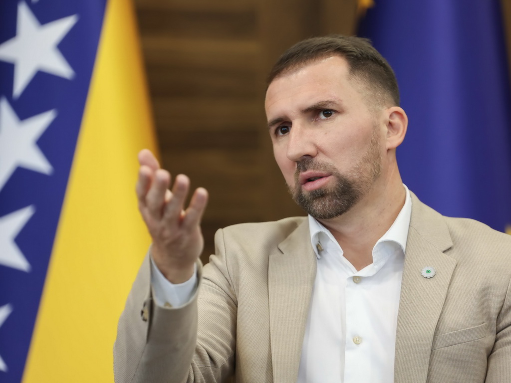 Dva miliona KM za projekte podrške vaninstitucionalnim oblicima brige i zaštite