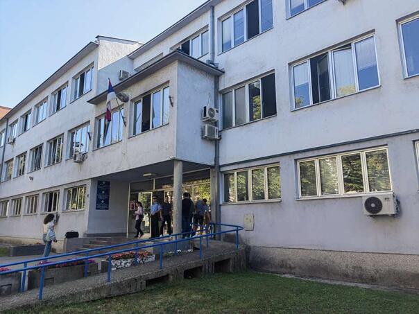 Dvije osobe iz Prijedora osumnjičene za krađu mašina i alata iz tri kuće u Kamičanima