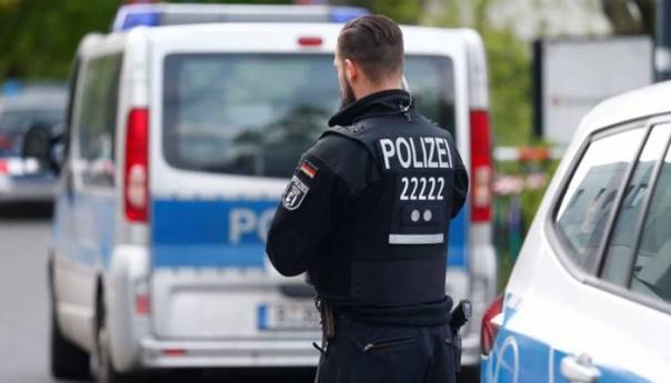 Dvije osobe ozlijeđene u pucnjavi u njemačkom gradu Plochingenu