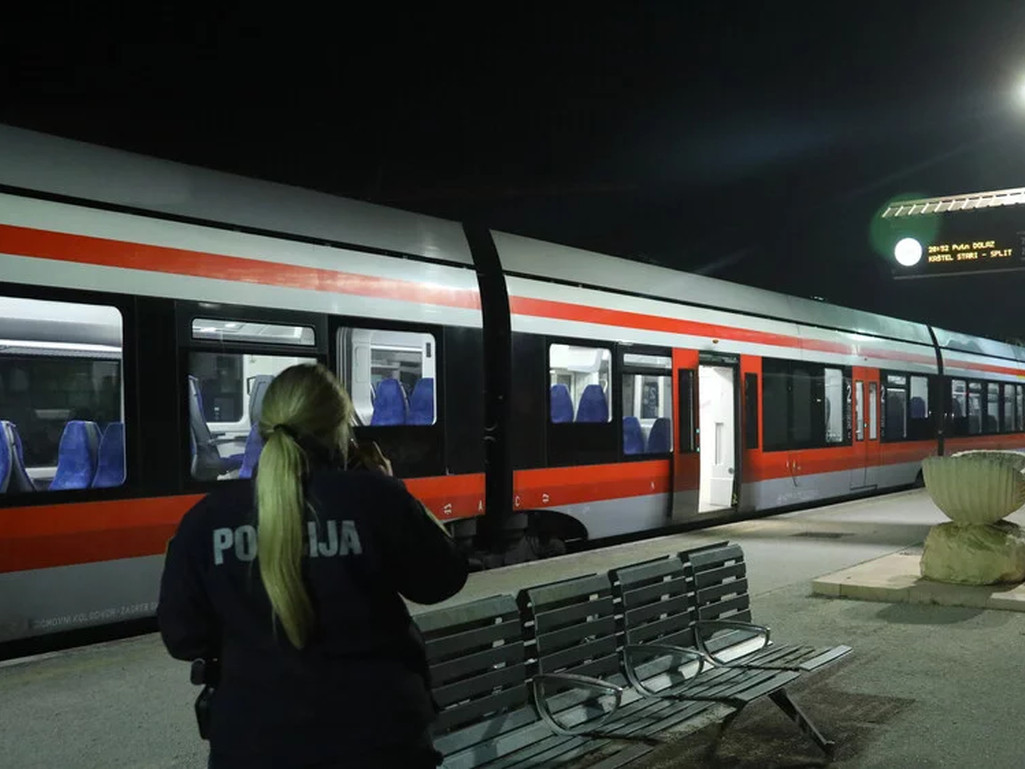 Dvije žene poginule u naletu voza u Slavonskom Brodu