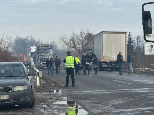Dvoje ljudi poginulo, dvoje povrijeđeno u sudaru kod Lazarevca